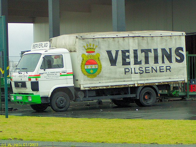 MAN-VW-8136-Plane-Veltins[1].jpg